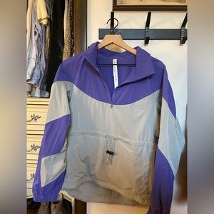 Lululemon pullover